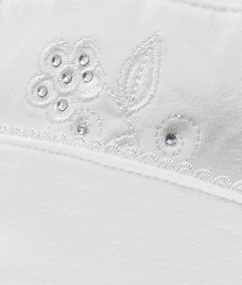 Döll festliche Baby Mütze weiß mit Glitzersteinen Blüten 6912