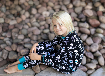 maxomorra Schlafanzug mit Skeletten Halloween Pyjama Classic SKELETON